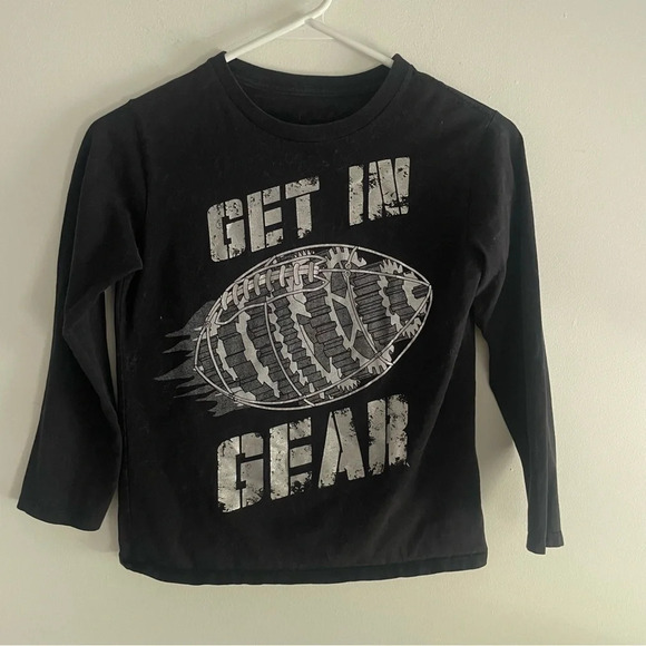 Children’s Place “Get In Gear” Football Kids T-Shirt Size Medium - Picture 1 of 4